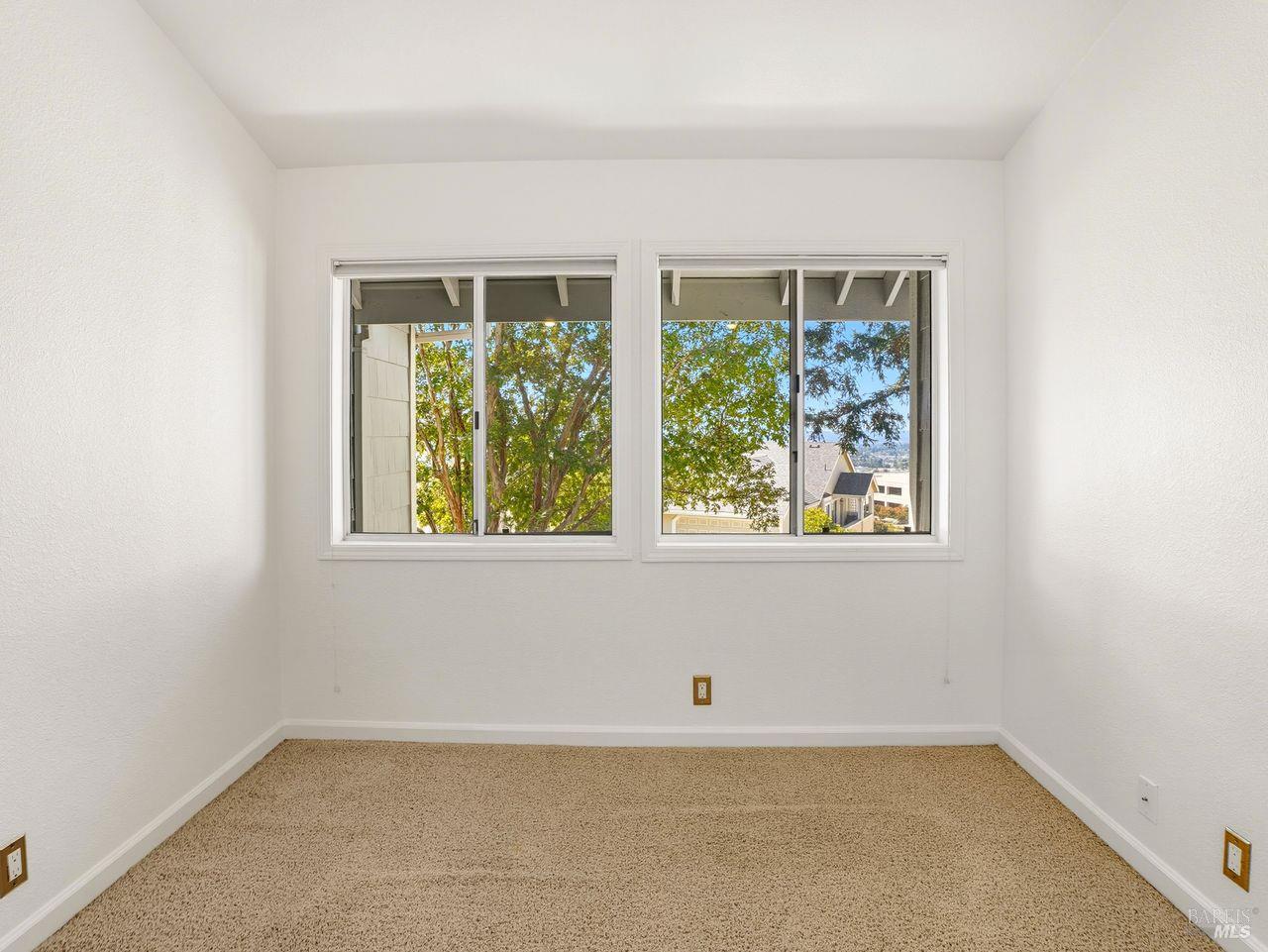 Detail Gallery Image 21 of 46 For 2131 Stonefield Ln, Santa Rosa,  CA 95403 - 2 Beds | 2/1 Baths