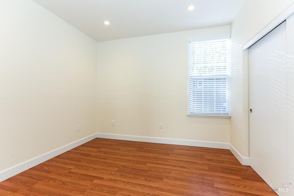 Detail Gallery Image 3 of 25 For 689 Butte St, Sausalito,  CA 94965 - 2 Beds | 1 Baths