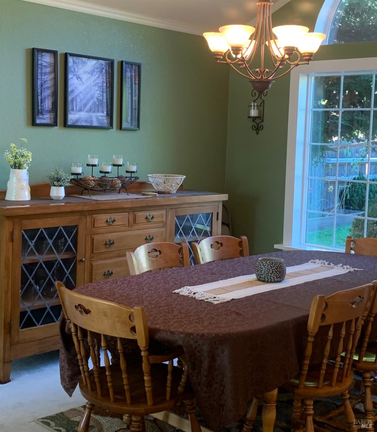 Detail Gallery Image 6 of 22 For 240 Newbury Way, American Canyon,  CA 94503 - 4 Beds | 3 Baths