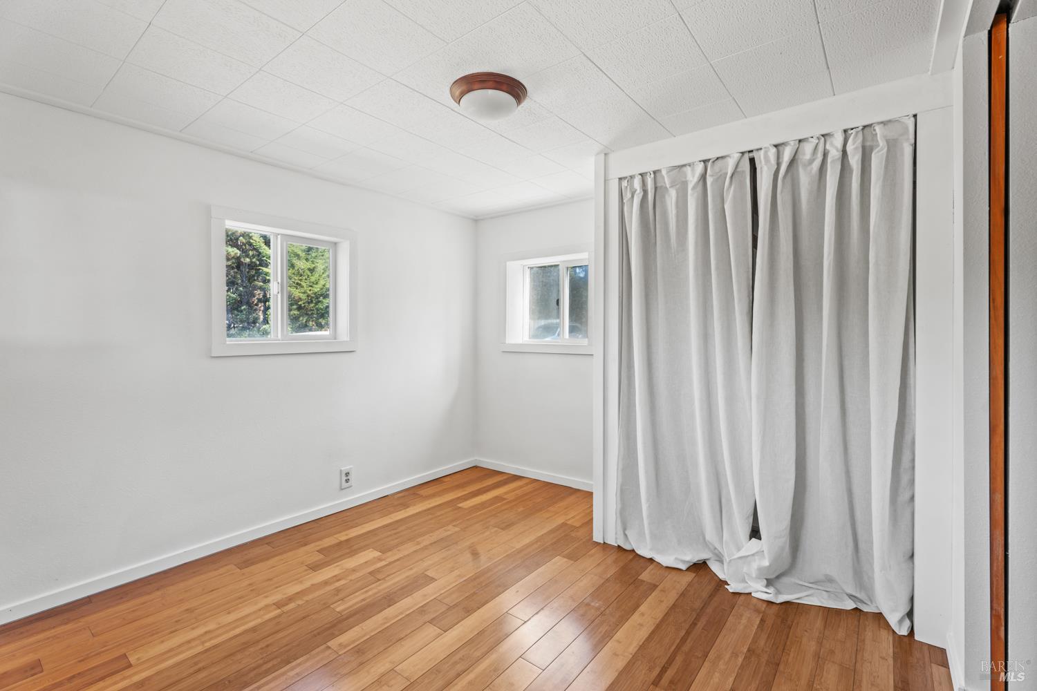 Detail Gallery Image 11 of 25 For 16700 Mitchell Creek Dr, Fort Bragg,  CA 95437 - 2 Beds | 1 Baths