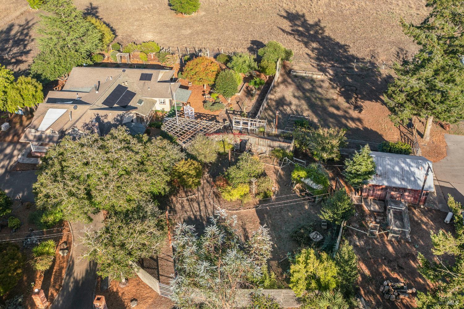 Detail Gallery Image 45 of 61 For 13881 Bodega Hwy, Sebastopol,  CA 95472 - 3 Beds | 3 Baths