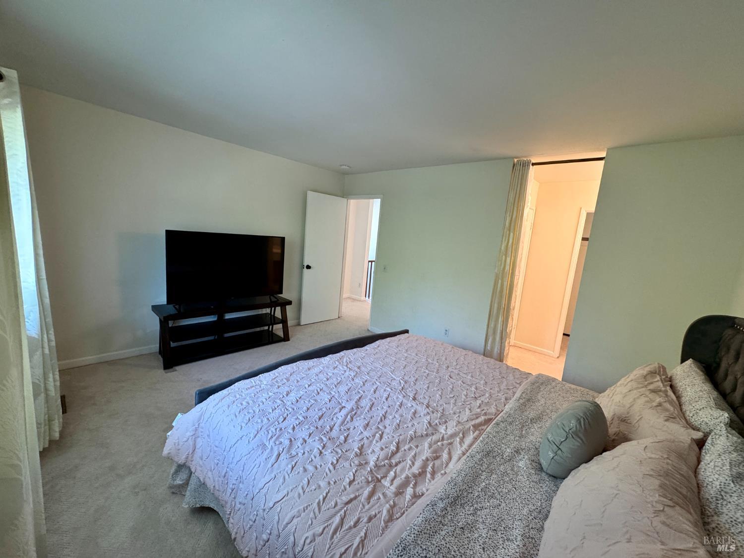 Detail Gallery Image 35 of 65 For 58 Scottsdale Way, Novato,  CA 94945 - 2 Beds | 1/1 Baths