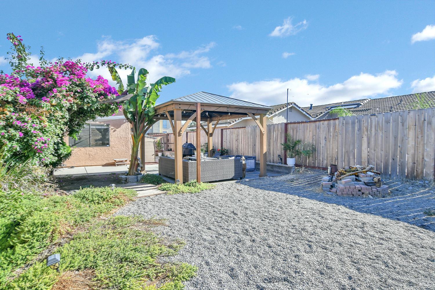 Detail Gallery Image 15 of 20 For 2705 Asilomar Dr, Antioch,  CA 94531 - 3 Beds | 2 Baths