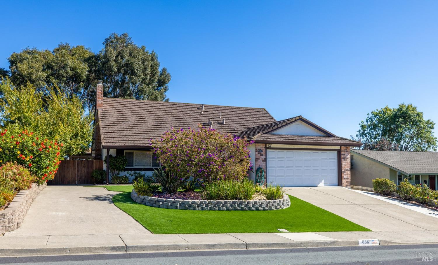 Front Image Thumbnail for BA325088561