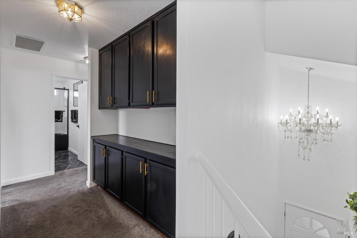 Detail Gallery Image 17 of 31 For 191 Cimarron Dr, Vallejo,  CA 94589 - 3 Beds | 2/1 Baths