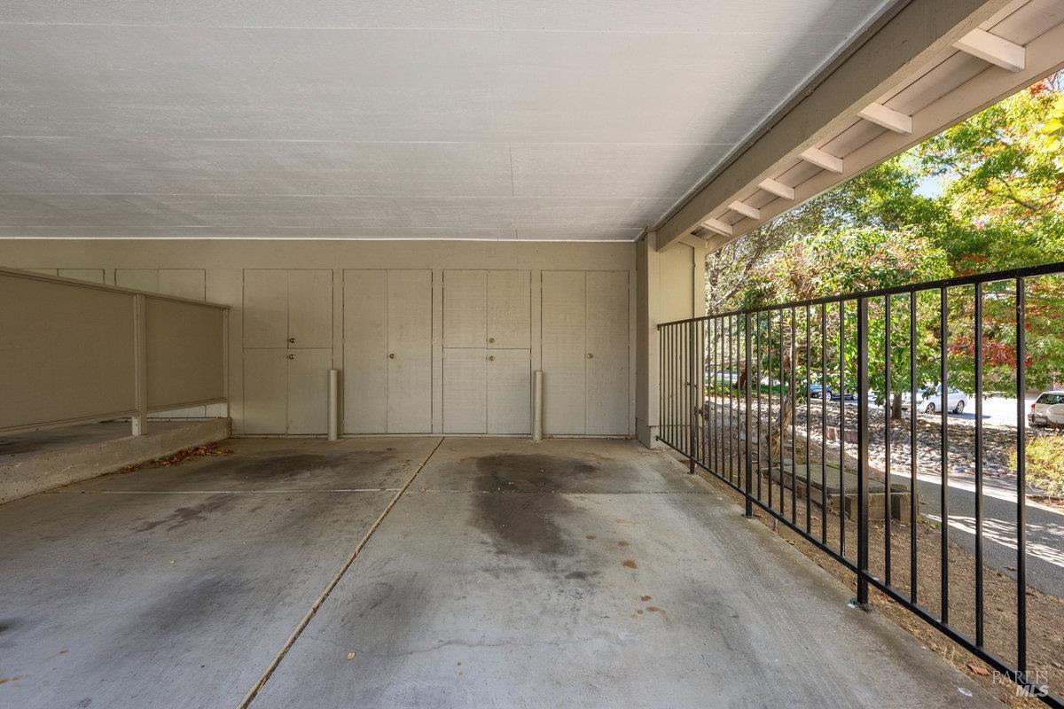 Detail Gallery Image 21 of 28 For 32 Picadilly Ct, San Rafael,  CA 94903 - 2 Beds | 2 Baths