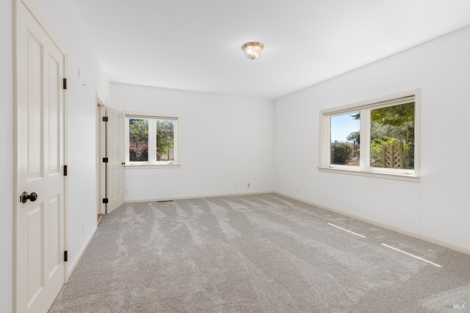 Detail Gallery Image 22 of 61 For 13881 Bodega Hwy, Sebastopol,  CA 95472 - 3 Beds | 3 Baths