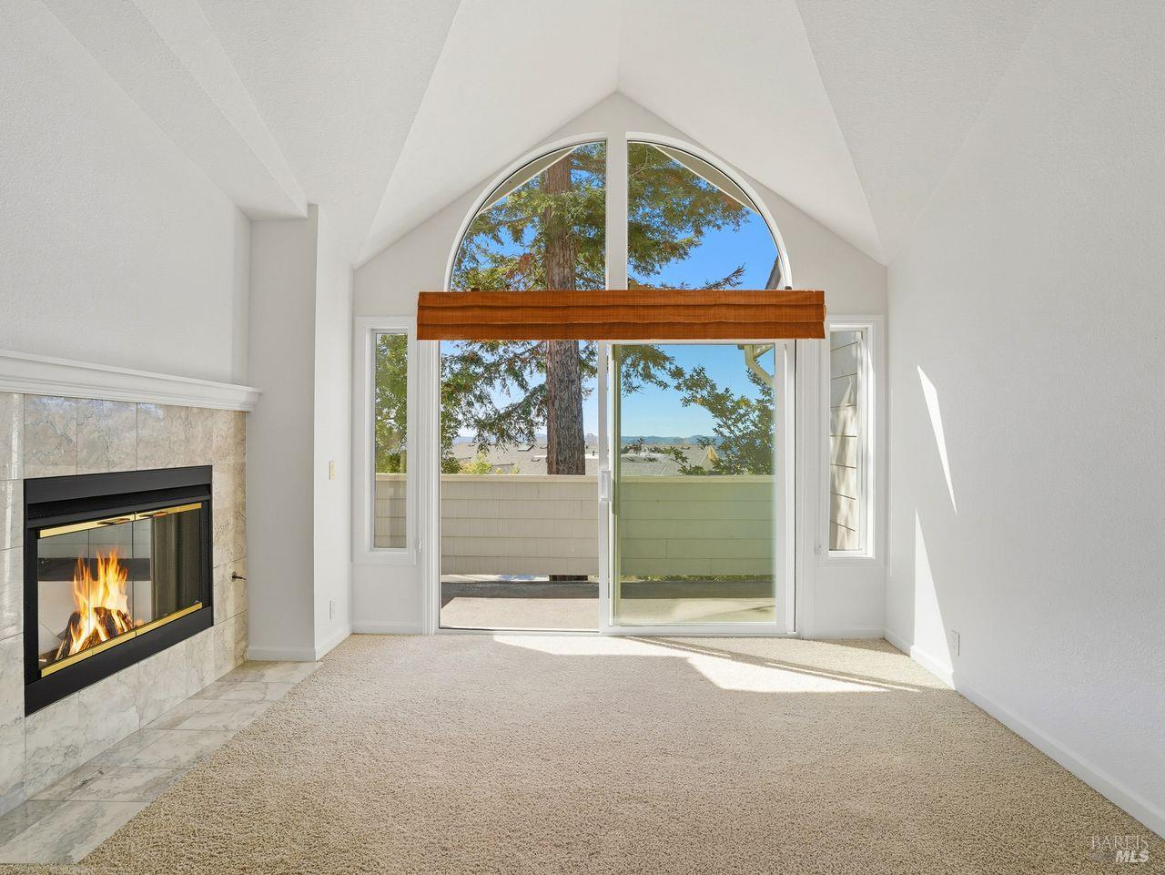 Detail Gallery Image 6 of 46 For 2131 Stonefield Ln, Santa Rosa,  CA 95403 - 2 Beds | 2/1 Baths