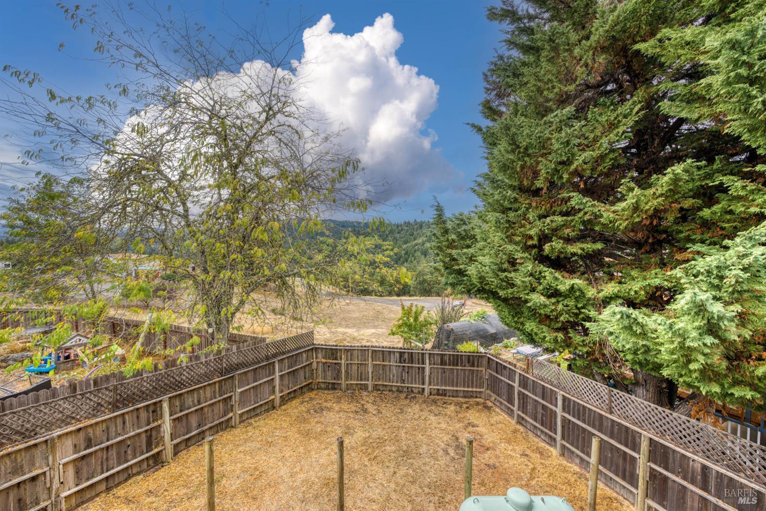 Detail Gallery Image 31 of 40 For 27180 Oriole Dr, Willits,  CA 95490 - 4 Beds | 2 Baths