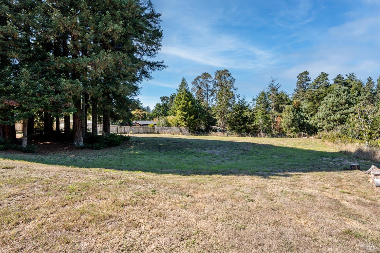 Detail Gallery Image 19 of 25 For 16700 Mitchell Creek Dr, Fort Bragg,  CA 95437 - 2 Beds | 1 Baths