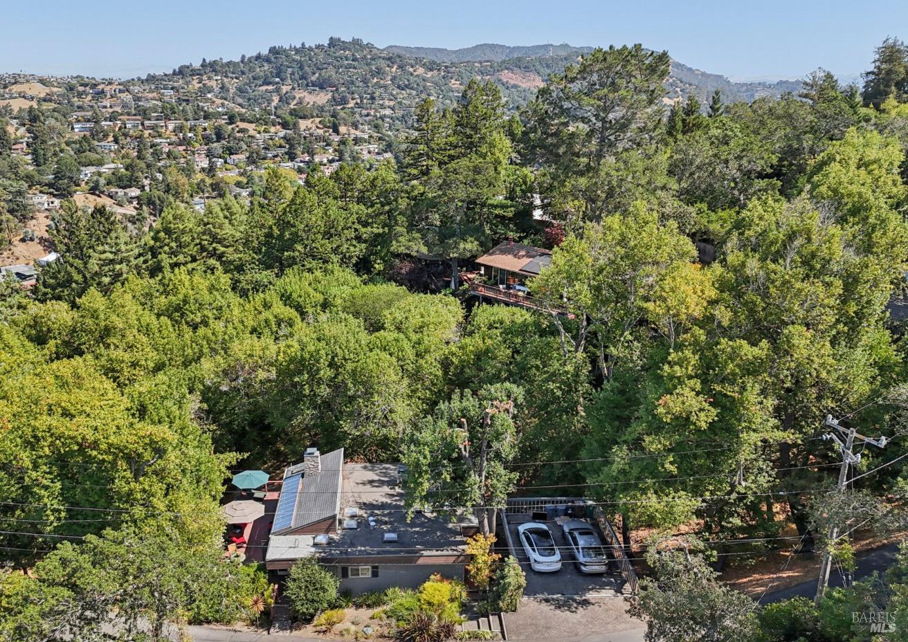 Detail Gallery Image 20 of 20 For 60 Crest Ave, San Anselmo,  CA 94960 - 3 Beds | 2/1 Baths