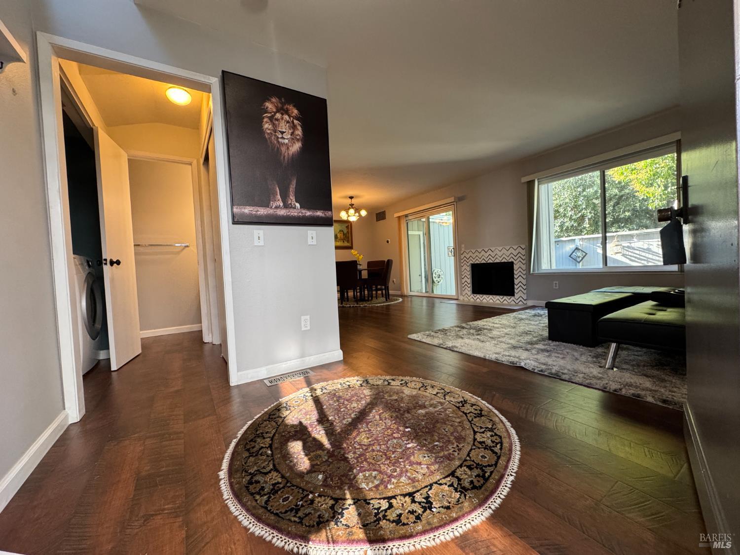 Detail Gallery Image 6 of 65 For 58 Scottsdale Way, Novato,  CA 94945 - 2 Beds | 1/1 Baths