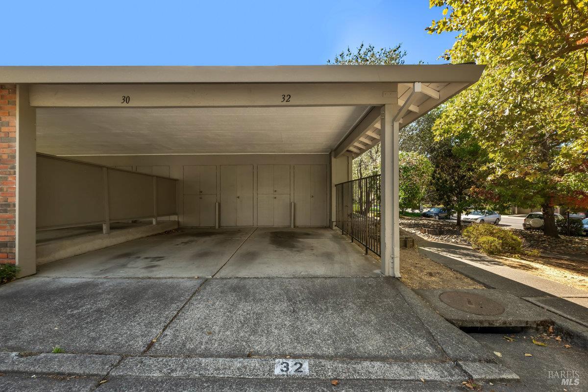 Detail Gallery Image 20 of 28 For 32 Picadilly Ct, San Rafael,  CA 94903 - 2 Beds | 2 Baths