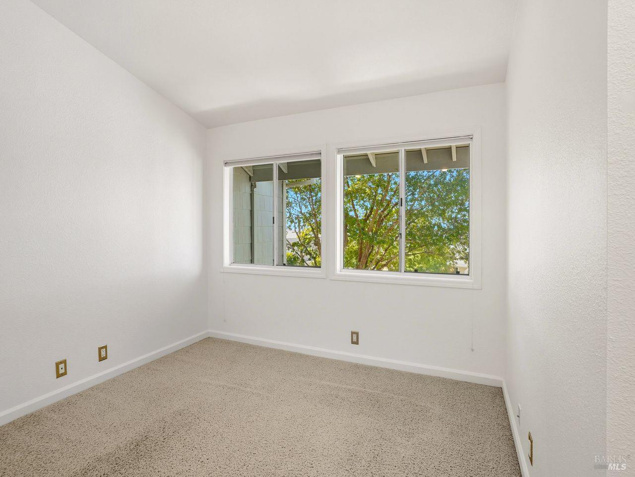 Detail Gallery Image 20 of 46 For 2131 Stonefield Ln, Santa Rosa,  CA 95403 - 2 Beds | 2/1 Baths