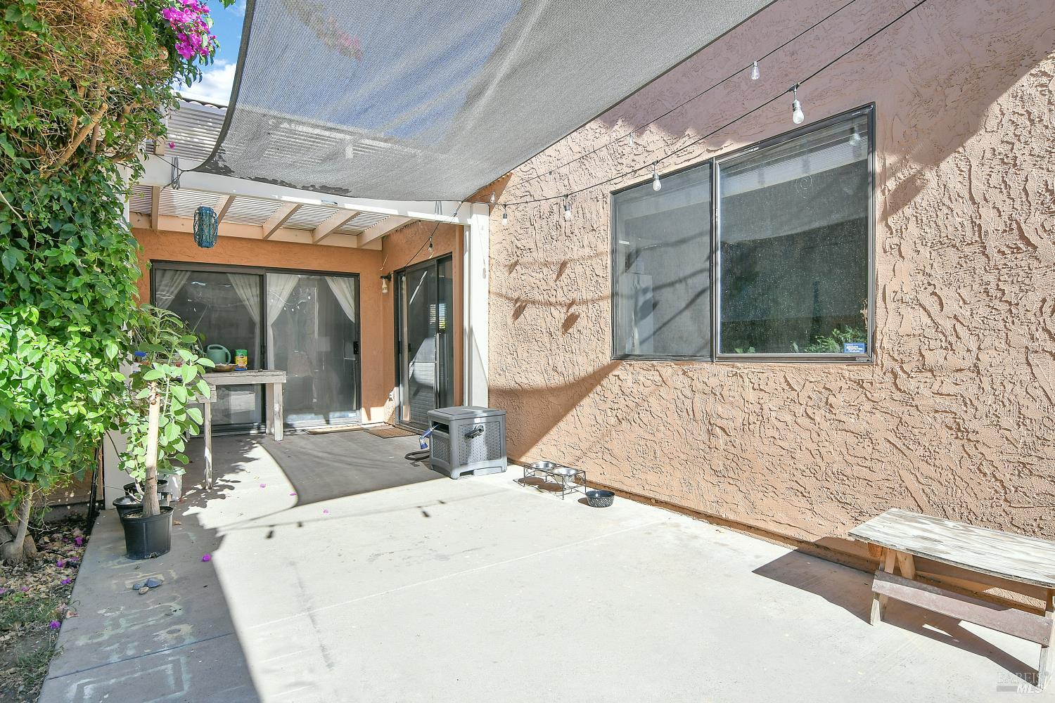 Detail Gallery Image 13 of 20 For 2705 Asilomar Dr, Antioch,  CA 94531 - 3 Beds | 2 Baths