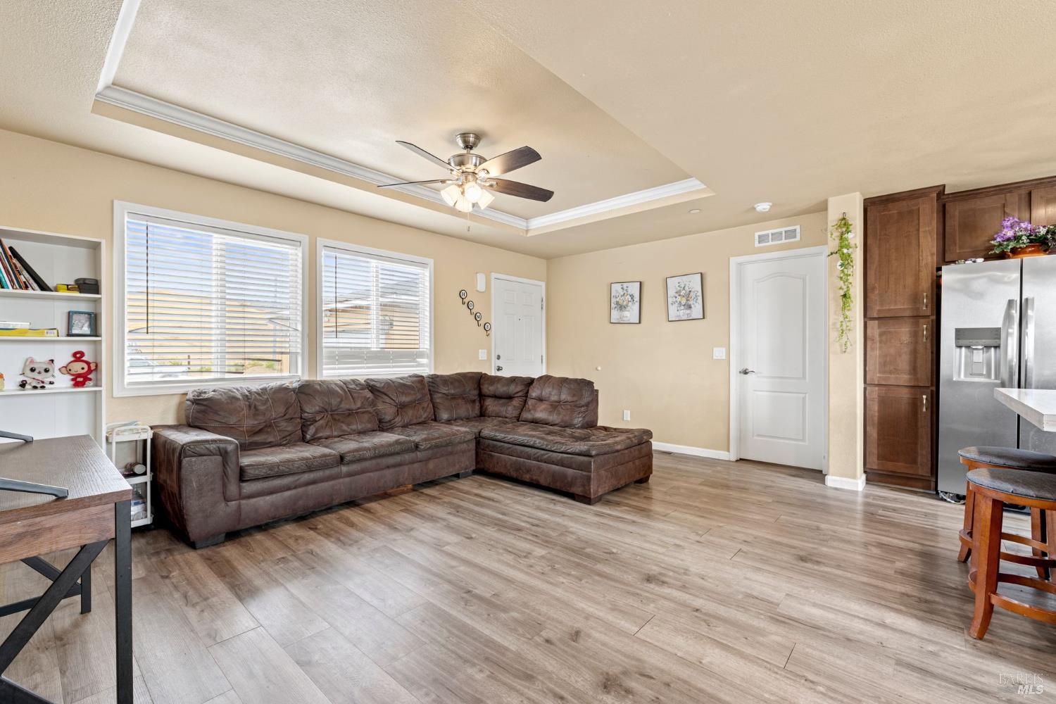 Detail Gallery Image 7 of 56 For 4203 Independence Ln, Vacaville,  CA 95688 - 3 Beds | 2 Baths