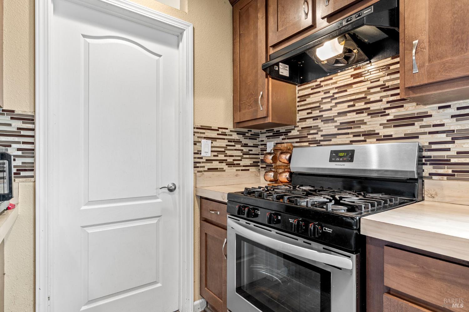 Detail Gallery Image 15 of 56 For 4203 Independence Ln, Vacaville,  CA 95688 - 3 Beds | 2 Baths