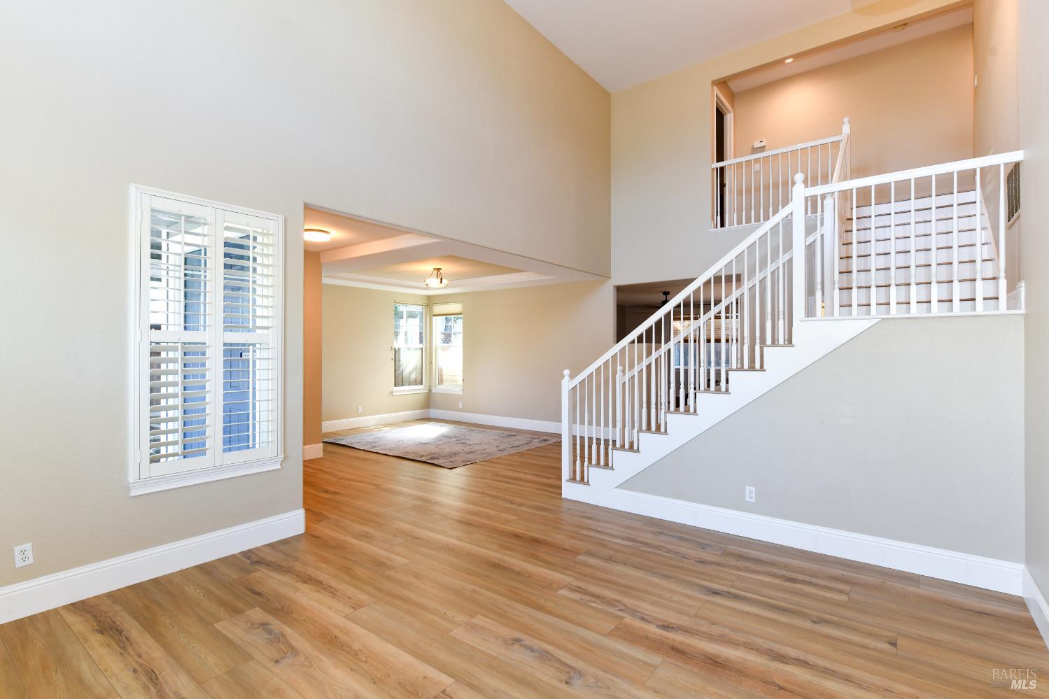 Detail Gallery Image 6 of 36 For 1185 Rochioli Dr, Windsor,  CA 95492 - 4 Beds | 2/1 Baths