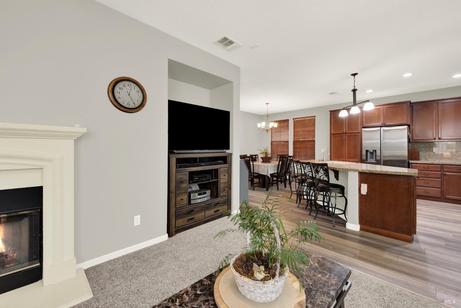 Detail Gallery Image 20 of 51 For 571 Citrine Cir, Fairfield,  CA 94534 - 3 Beds | 2/1 Baths
