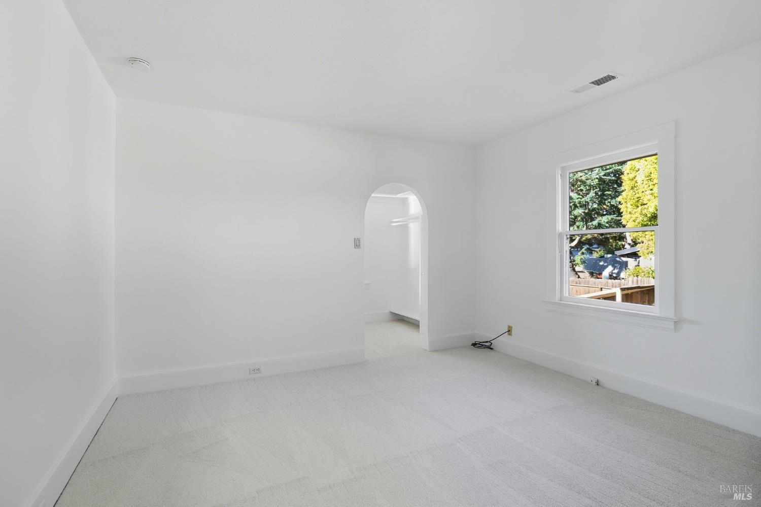 Detail Gallery Image 15 of 40 For 2094 Center Rd, Novato,  CA 94947 - 4 Beds | 2 Baths