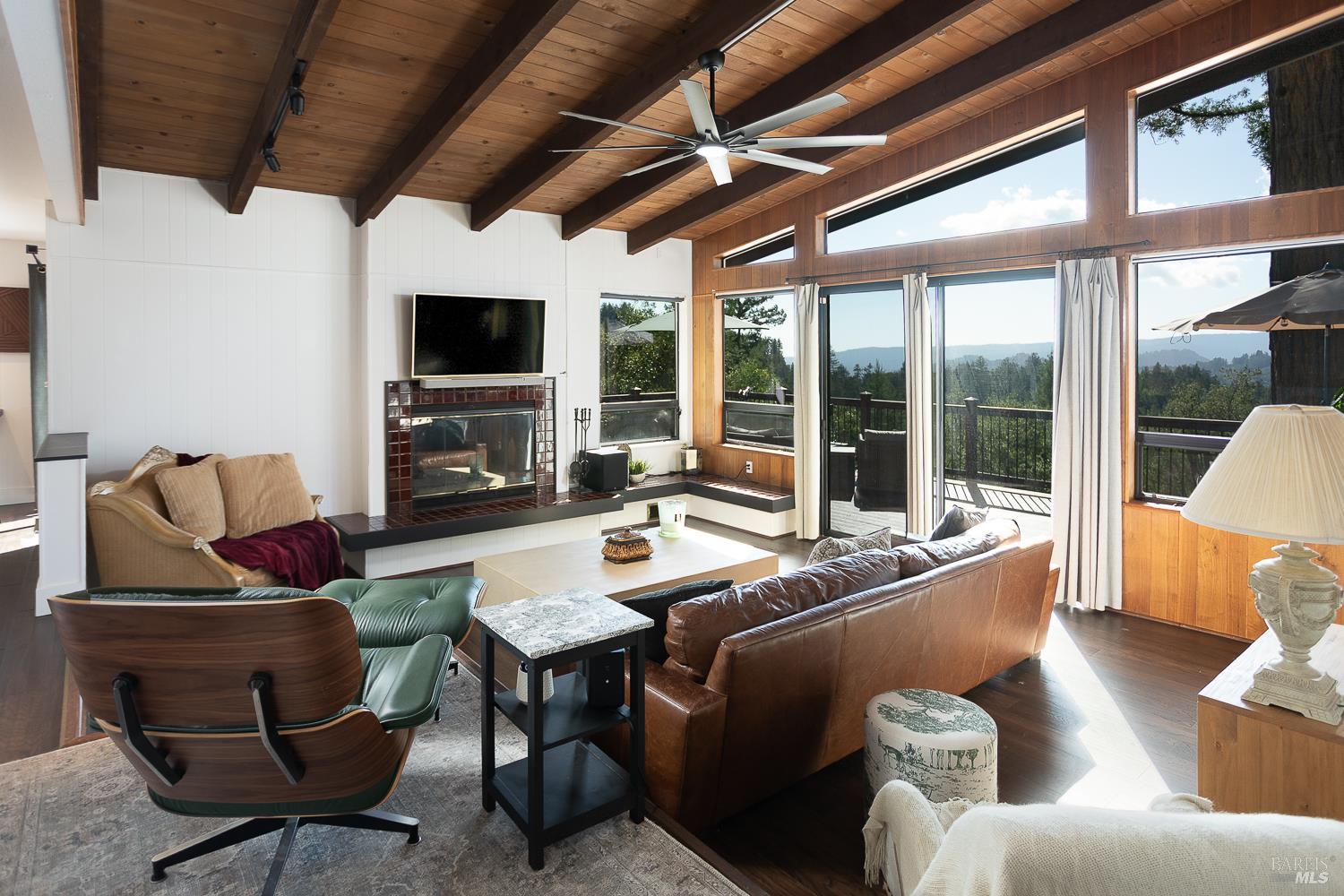 Detail Gallery Image 10 of 61 For 17090 Debbie Rd, Los Gatos,  CA 95033 - 3 Beds | 2 Baths