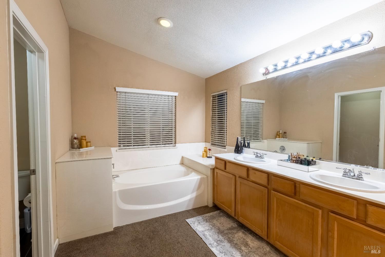 Detail Gallery Image 22 of 44 For 4109 Cedarvale Ct, Fairfield,  CA 94534 - 4 Beds | 2/1 Baths