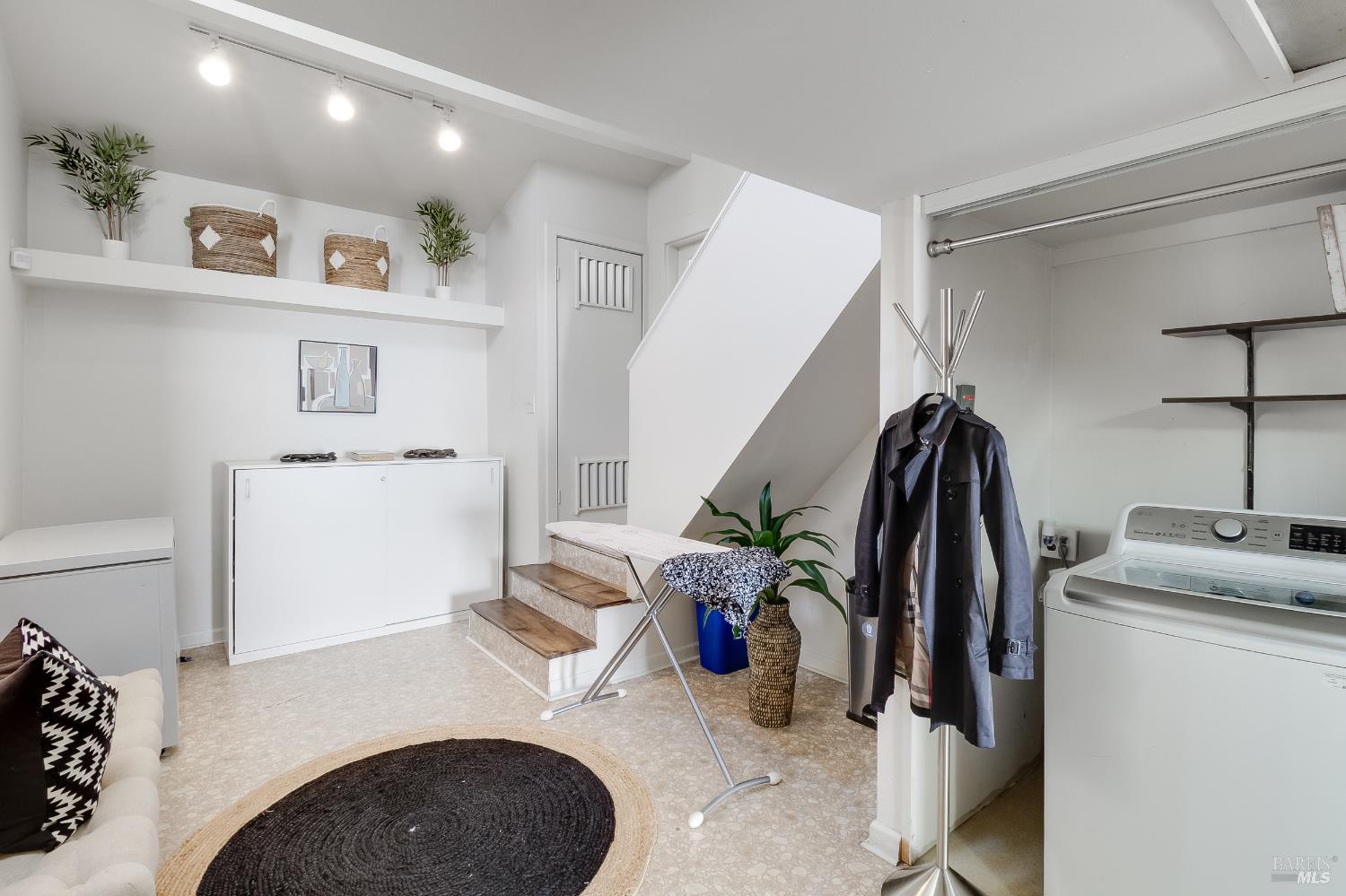 Detail Gallery Image 43 of 62 For 216 Phelan Ave, Vallejo,  CA 94590 - 3 Beds | 2 Baths