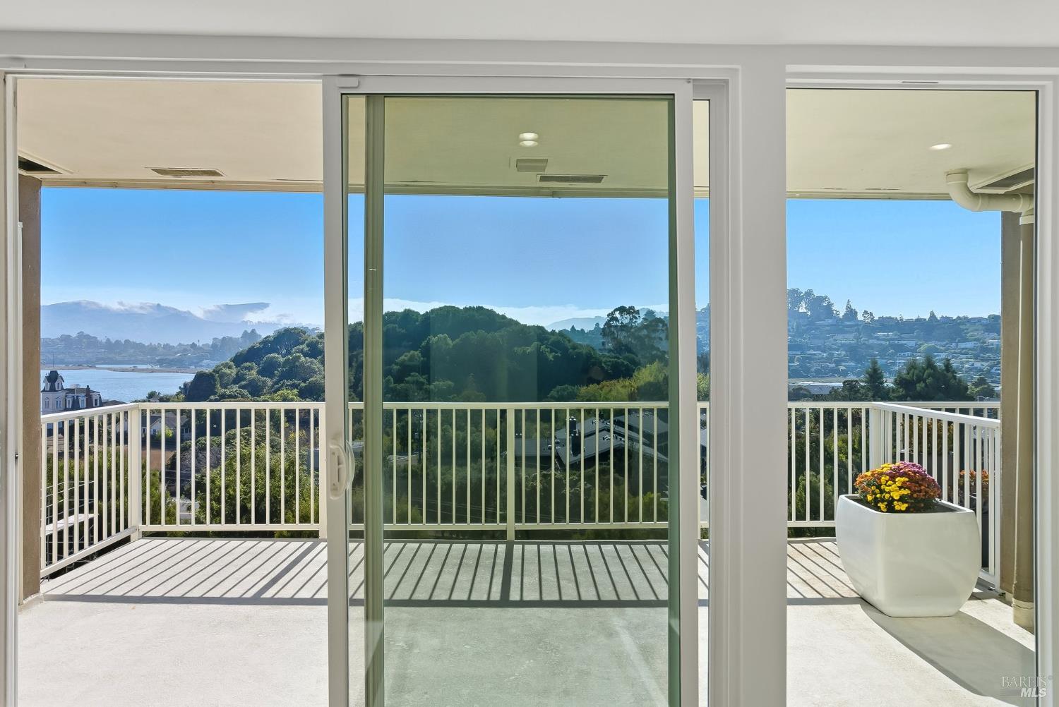 Detail Gallery Image 21 of 38 For 34 Andrew Dr #135,  Tiburon,  CA 94920 - 2 Beds | 1 Baths