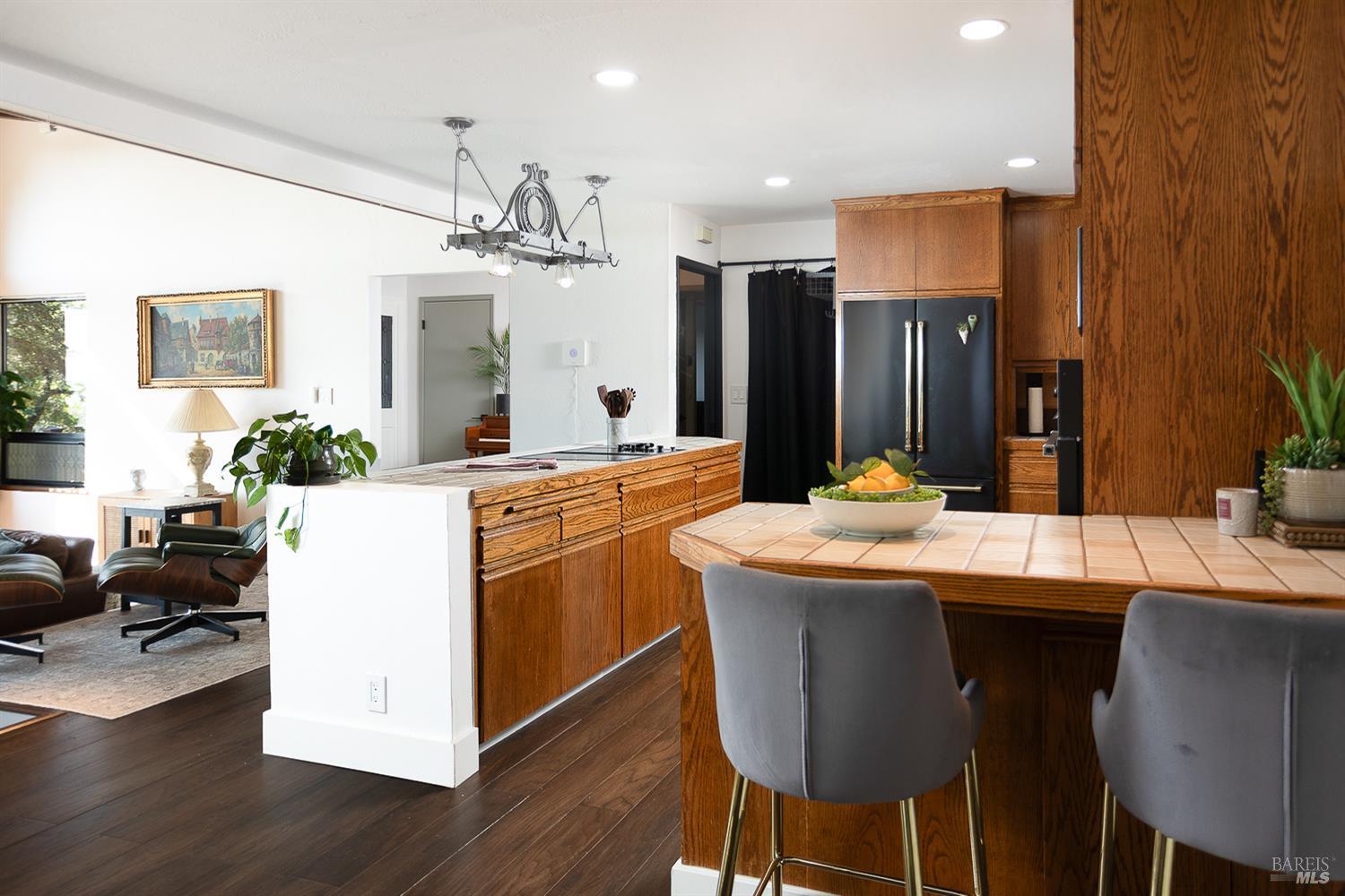 Detail Gallery Image 19 of 61 For 17090 Debbie Rd, Los Gatos,  CA 95033 - 3 Beds | 2 Baths