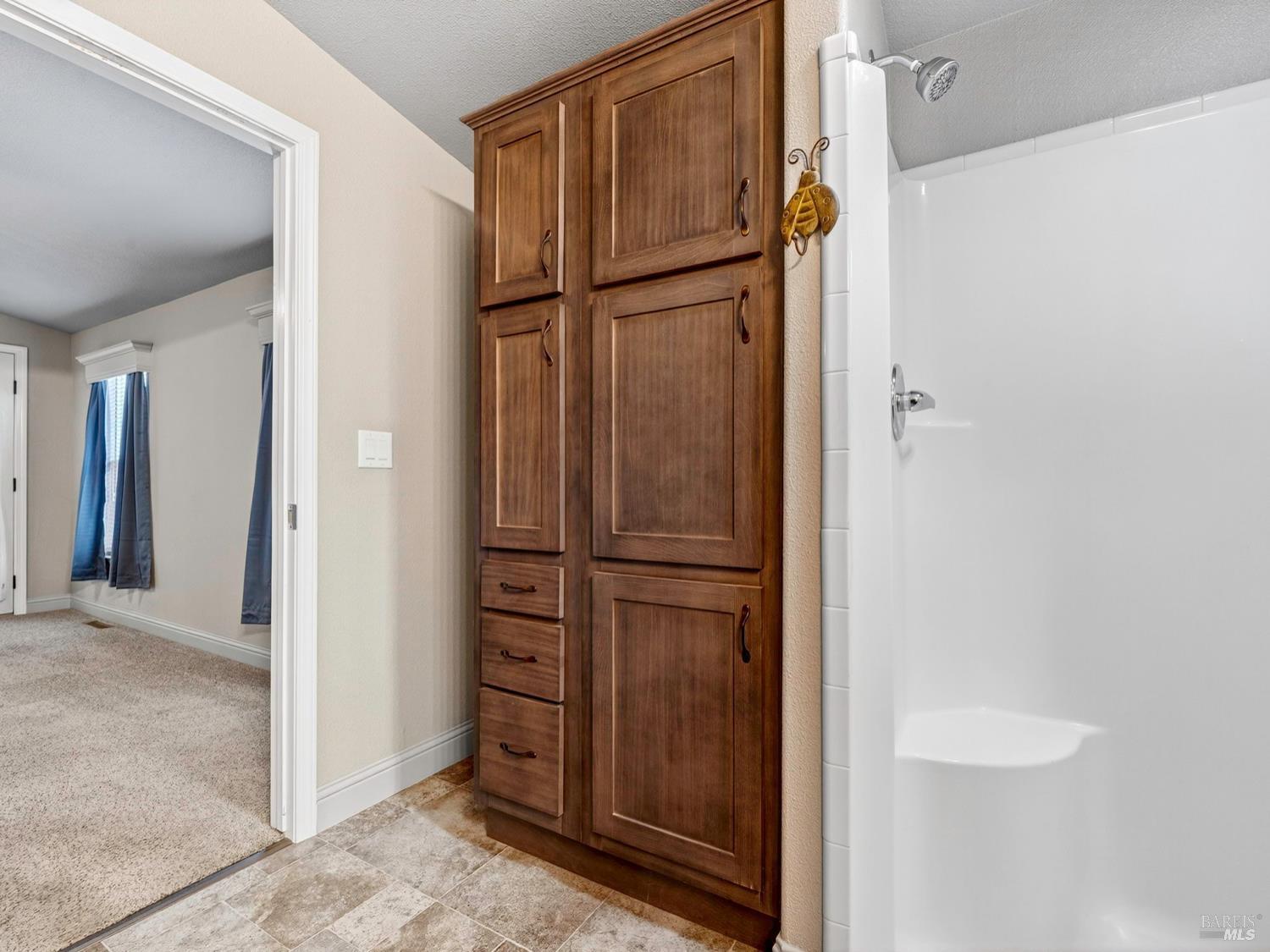 Detail Gallery Image 19 of 49 For 1154 Adrienne Way, Santa Rosa,  CA 95401 - 3 Beds | 2 Baths