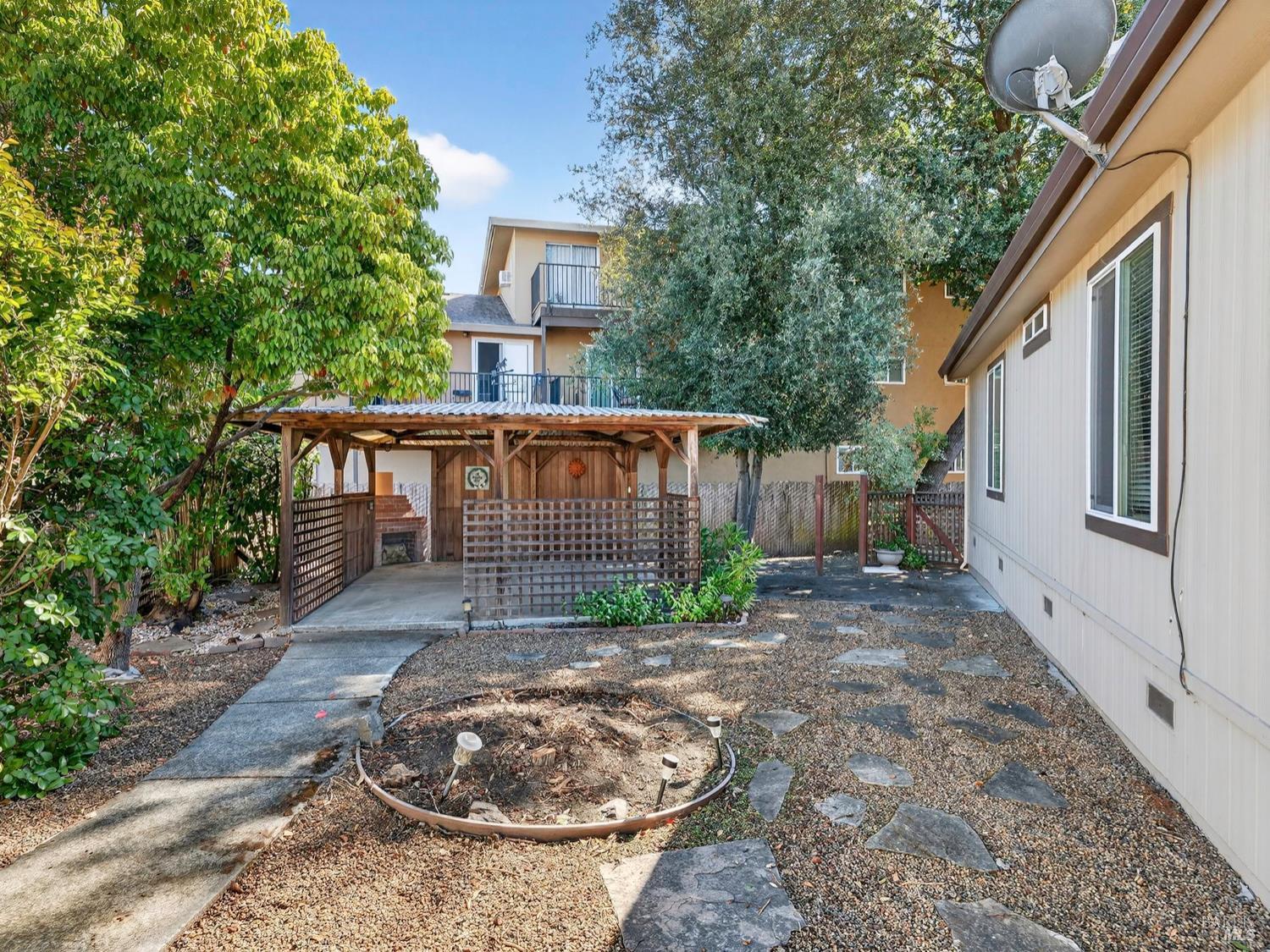 Detail Gallery Image 31 of 49 For 1154 Adrienne Way, Santa Rosa,  CA 95401 - 3 Beds | 2 Baths