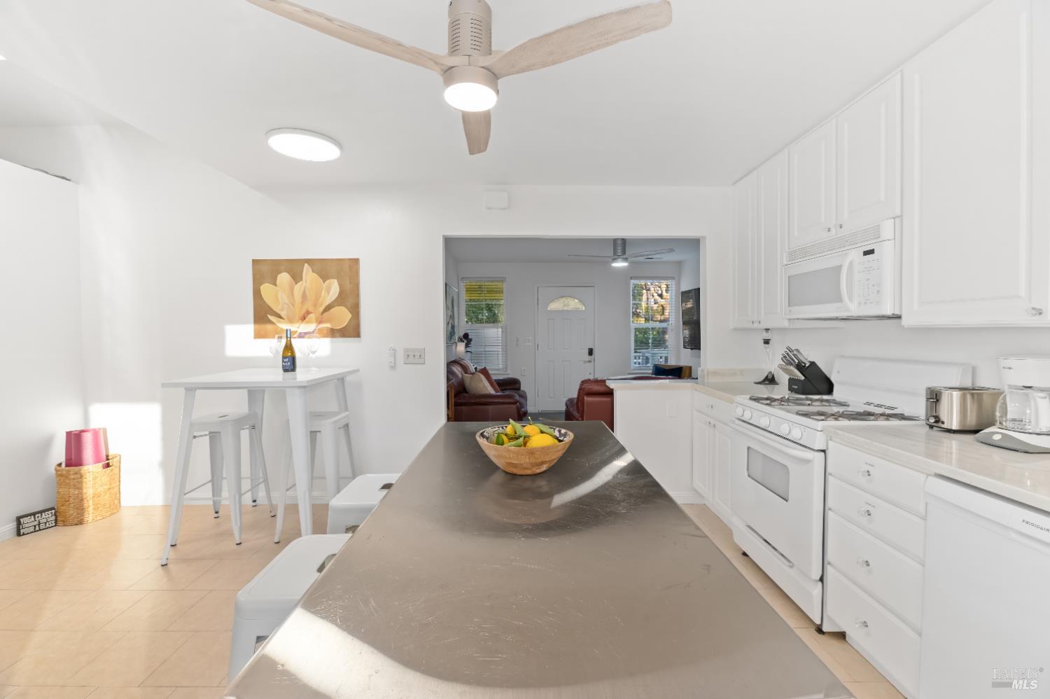 Detail Gallery Image 9 of 67 For 1435 2nd St, Calistoga,  CA 94515 - – Beds | – Baths