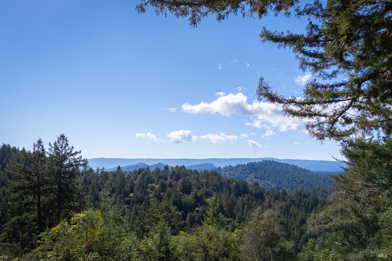 Detail Gallery Image 2 of 61 For 17090 Debbie Rd, Los Gatos,  CA 95033 - 3 Beds | 2 Baths