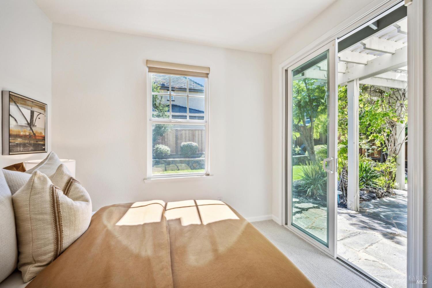 Detail Gallery Image 24 of 52 For 71 Oak Grove Dr, Novato,  CA 94949 - 4 Beds | 3/1 Baths