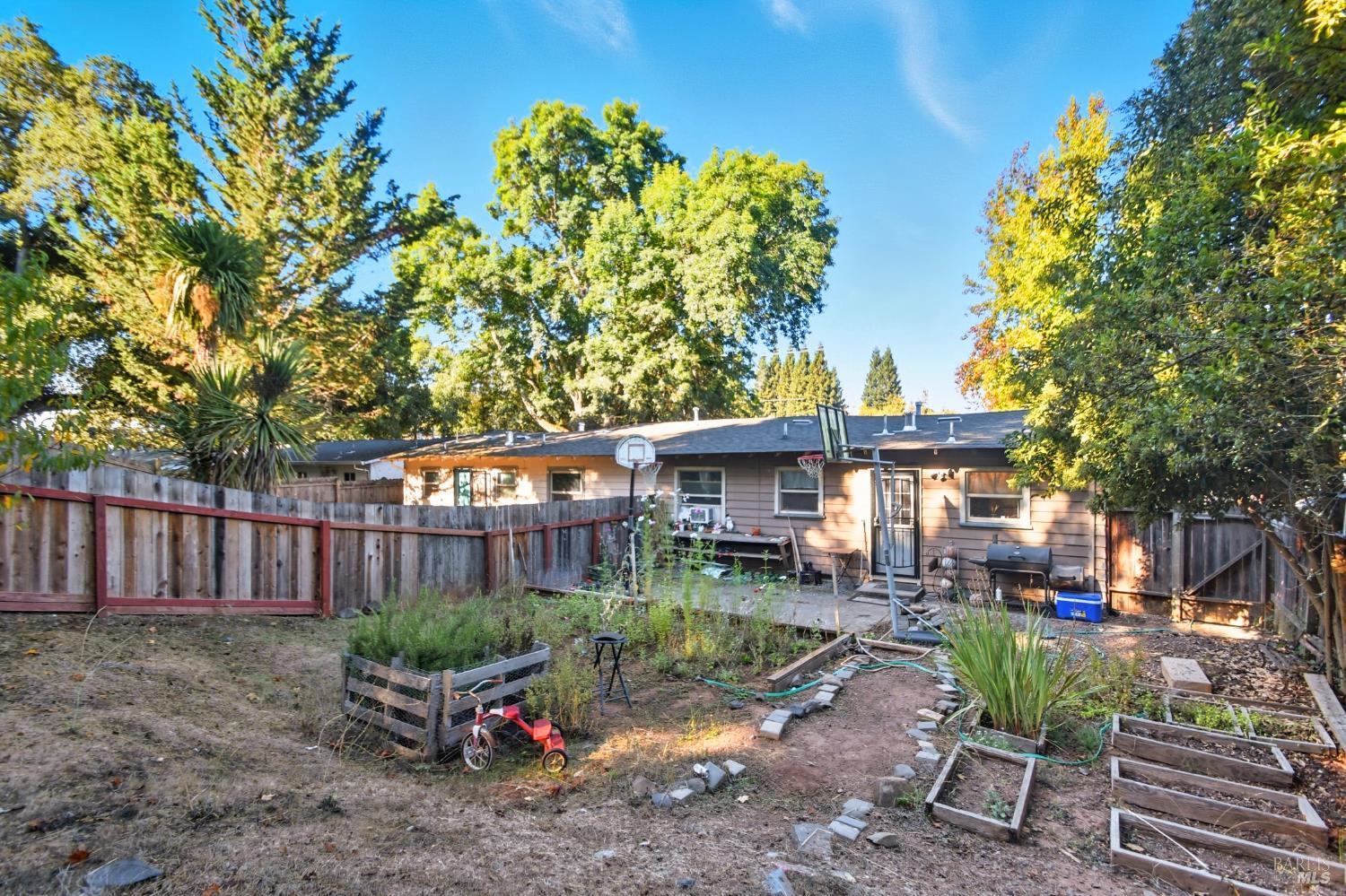 Detail Gallery Image 26 of 29 For 4350 Ne Montgomery Dr, Santa Rosa,  CA 95405 - – Beds | – Baths