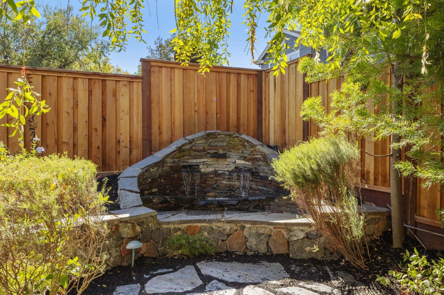 Detail Gallery Image 48 of 52 For 71 Oak Grove Dr, Novato,  CA 94949 - 4 Beds | 3/1 Baths