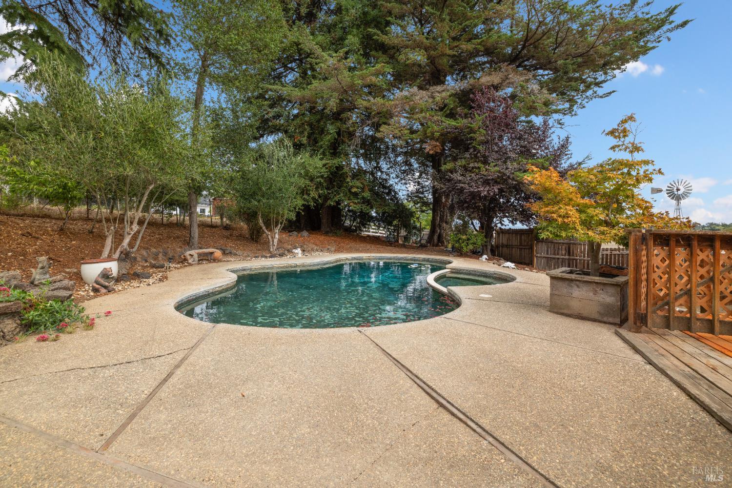 Detail Gallery Image 25 of 51 For 509 Rainsville Rd, Petaluma,  CA 94952 - 4 Beds | 2 Baths