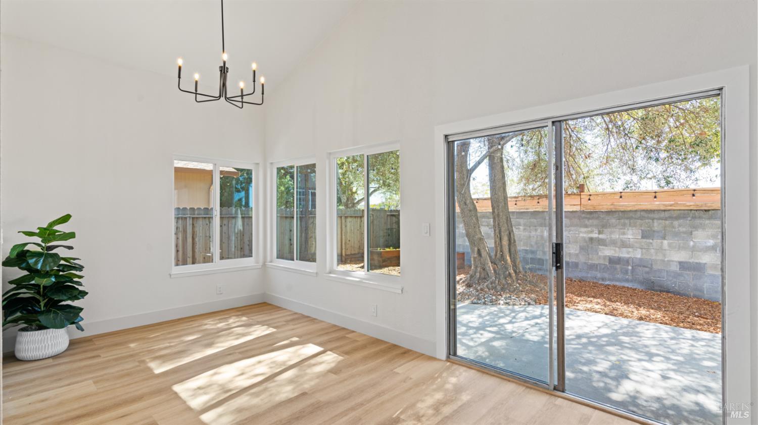 Detail Gallery Image 22 of 45 For 2635 Alvarado Ct, Fairfield,  CA 94534 - 3 Beds | 2 Baths