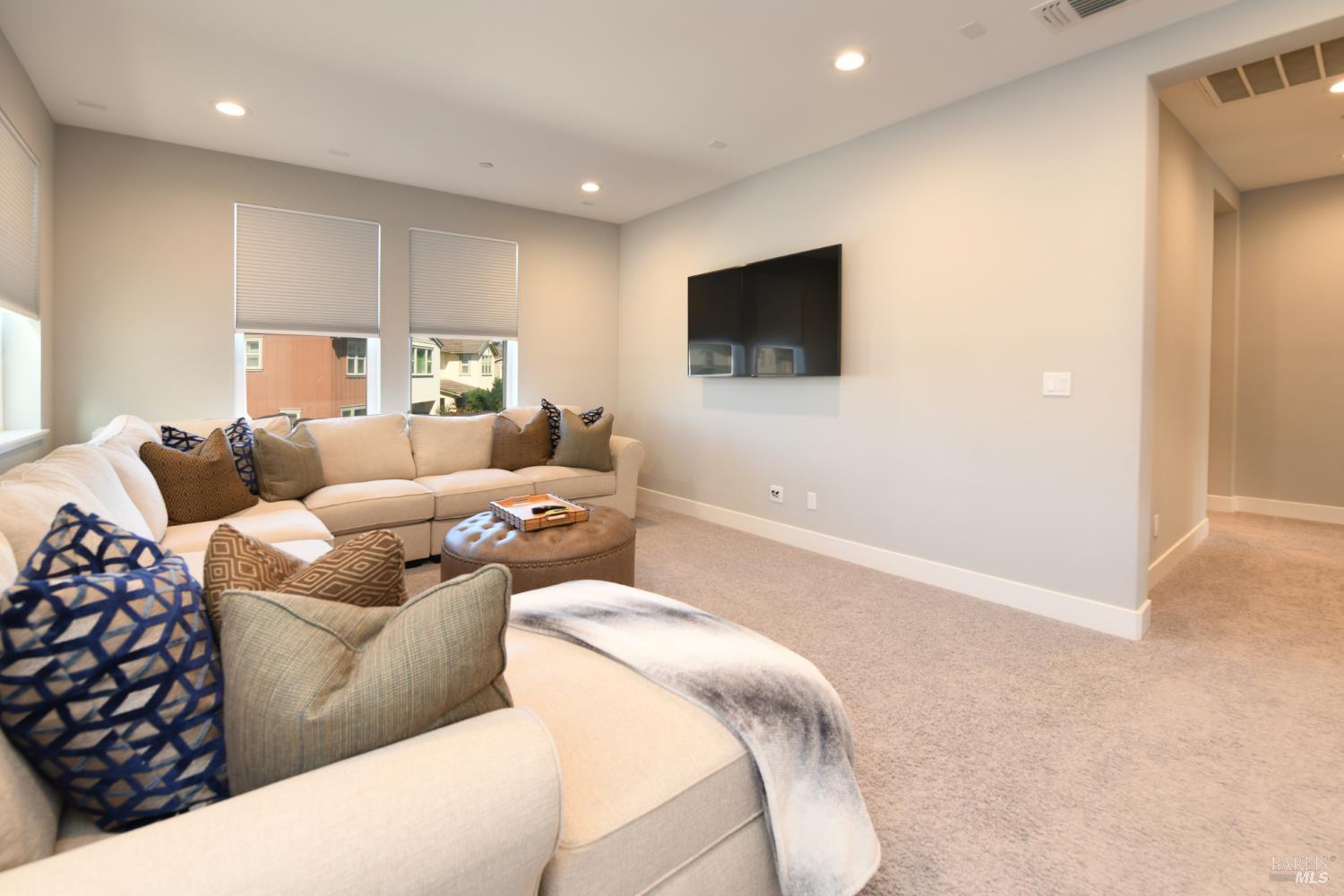 Detail Gallery Image 14 of 45 For 5305 Gather Way, Fairfield,  CA 94534 - 3 Beds | 2/1 Baths