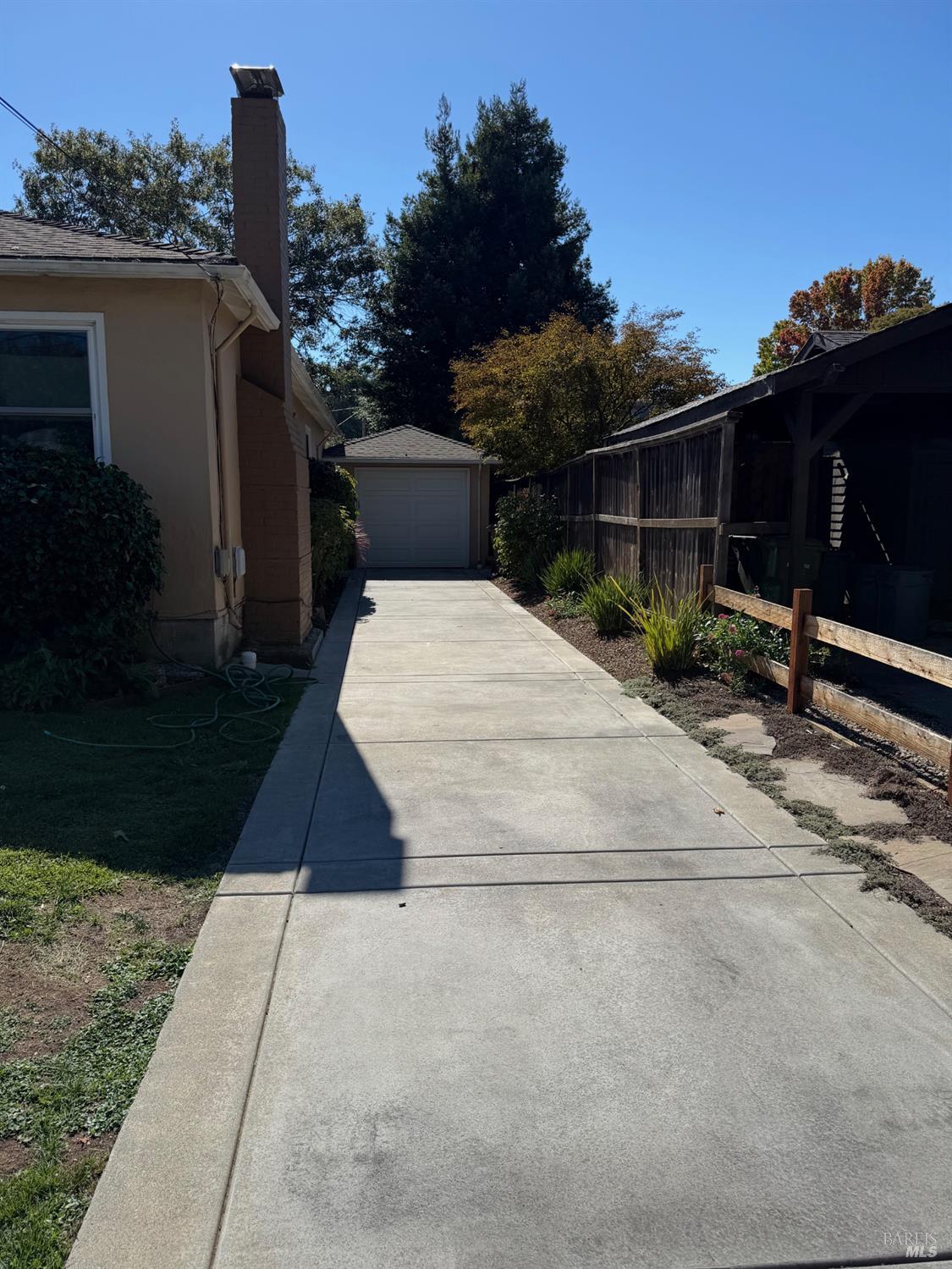 Detail Gallery Image 3 of 19 For 324 Sycamore Ave, Mill Valley,  CA 94941 - 3 Beds | 1 Baths