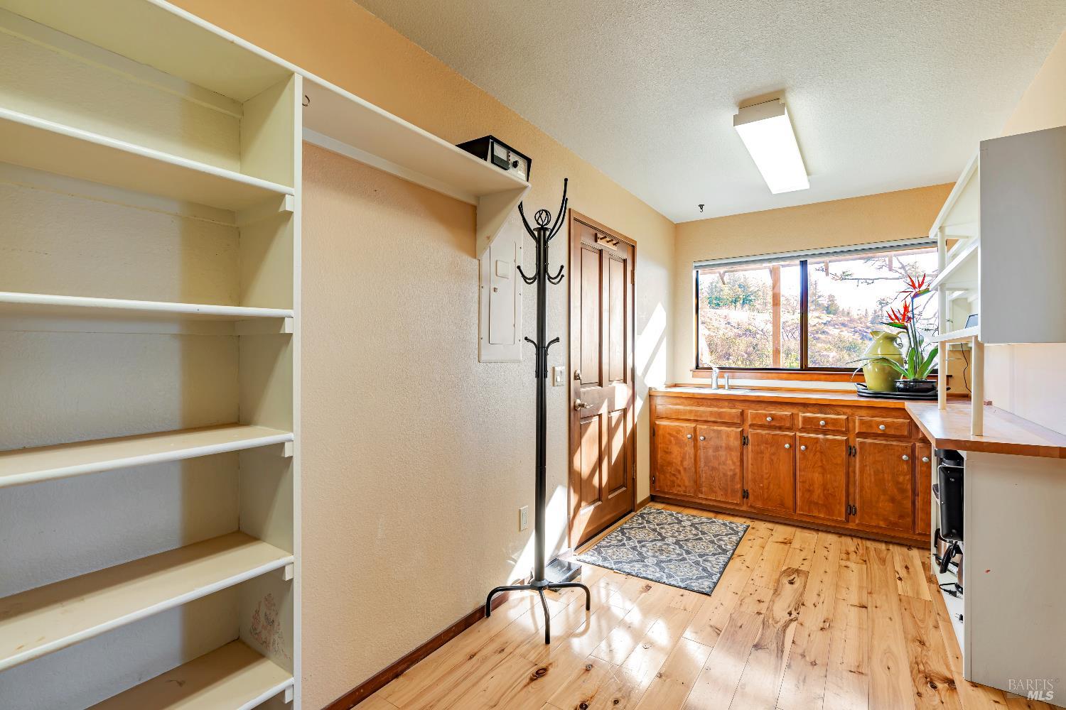 Detail Gallery Image 10 of 52 For 1180 Crestmont Dr, Angwin,  CA 94508 - 4 Beds | 3 Baths