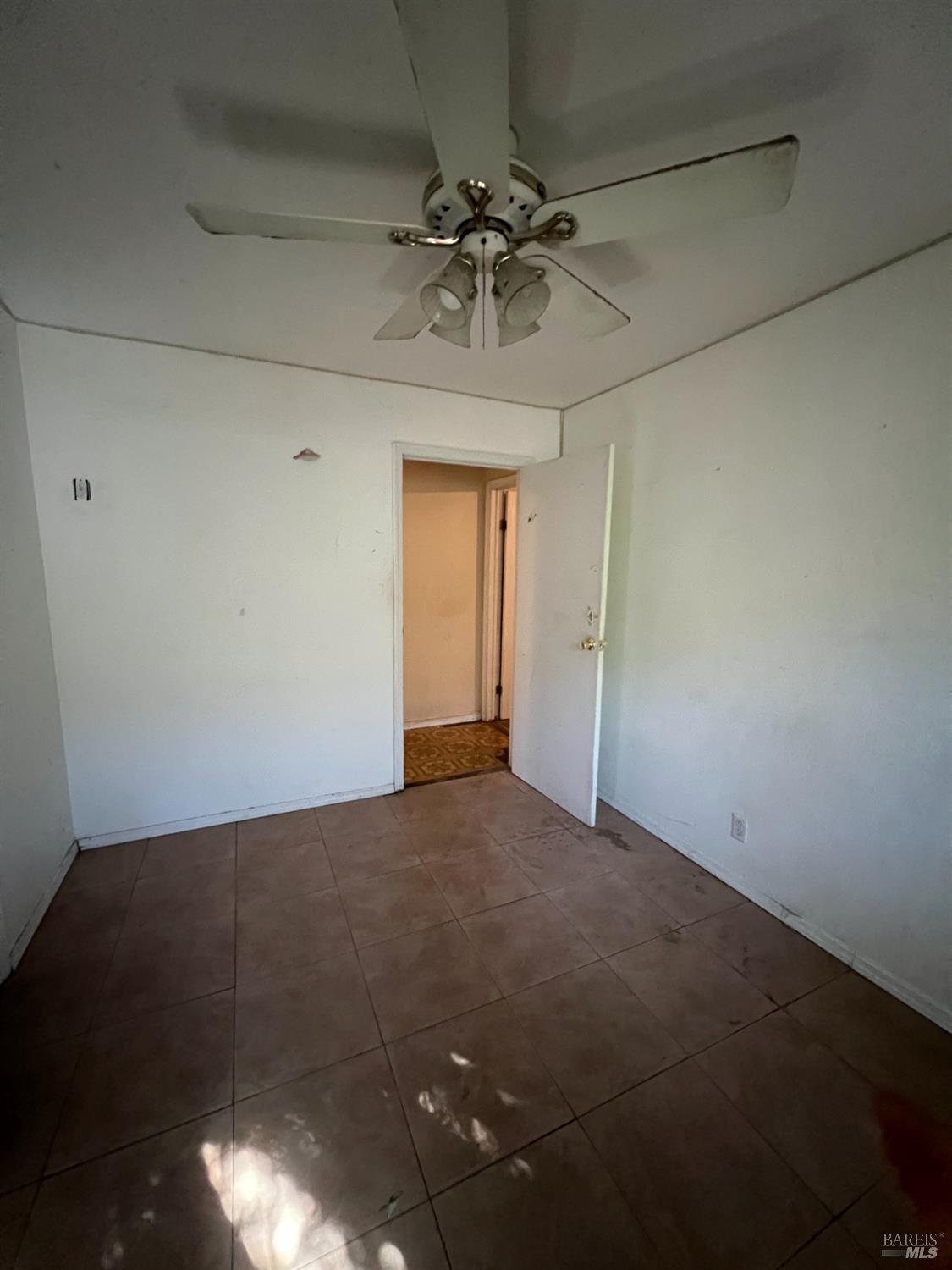 Detail Gallery Image 24 of 30 For 2124 Beard Ct, Vacaville,  CA 95688 - 3 Beds | 1 Baths