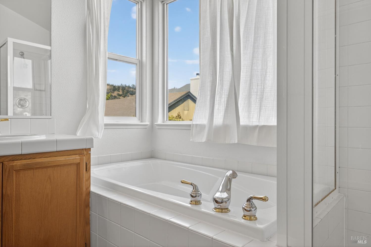 Detail Gallery Image 24 of 62 For 184 El Encanto Way, Santa Rosa,  CA 95409 - 4 Beds | 3/1 Baths