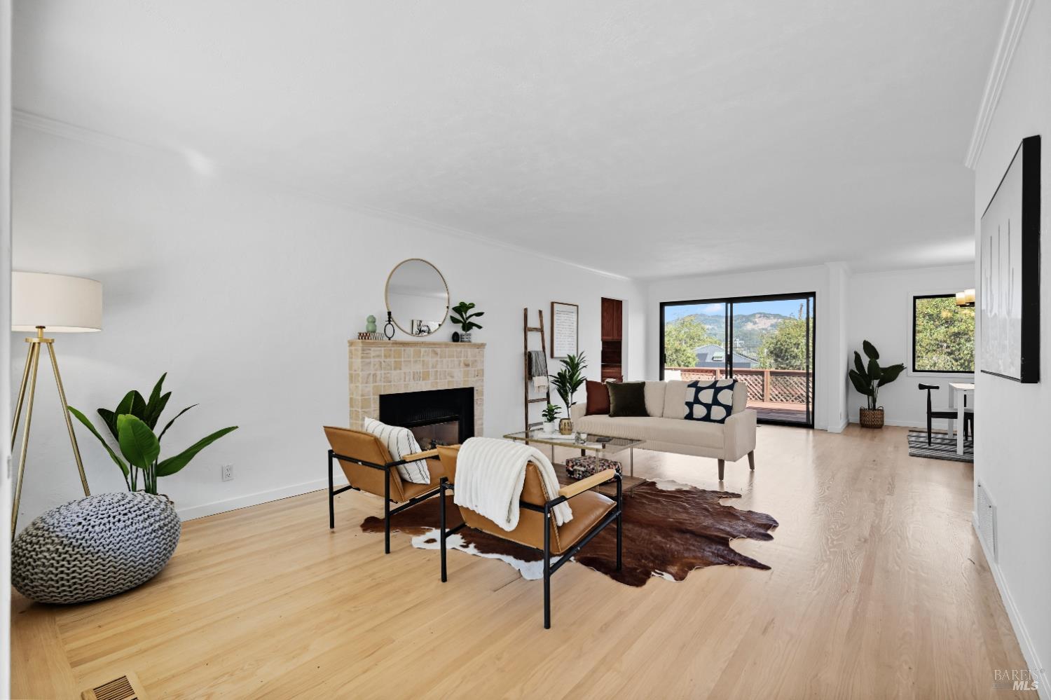 Detail Gallery Image 4 of 34 For 10 Hazel Ct, San Rafael,  CA 94901 - 3 Beds | 2 Baths