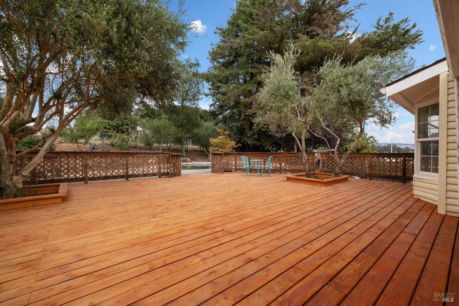 Detail Gallery Image 23 of 51 For 509 Rainsville Rd, Petaluma,  CA 94952 - 4 Beds | 2 Baths