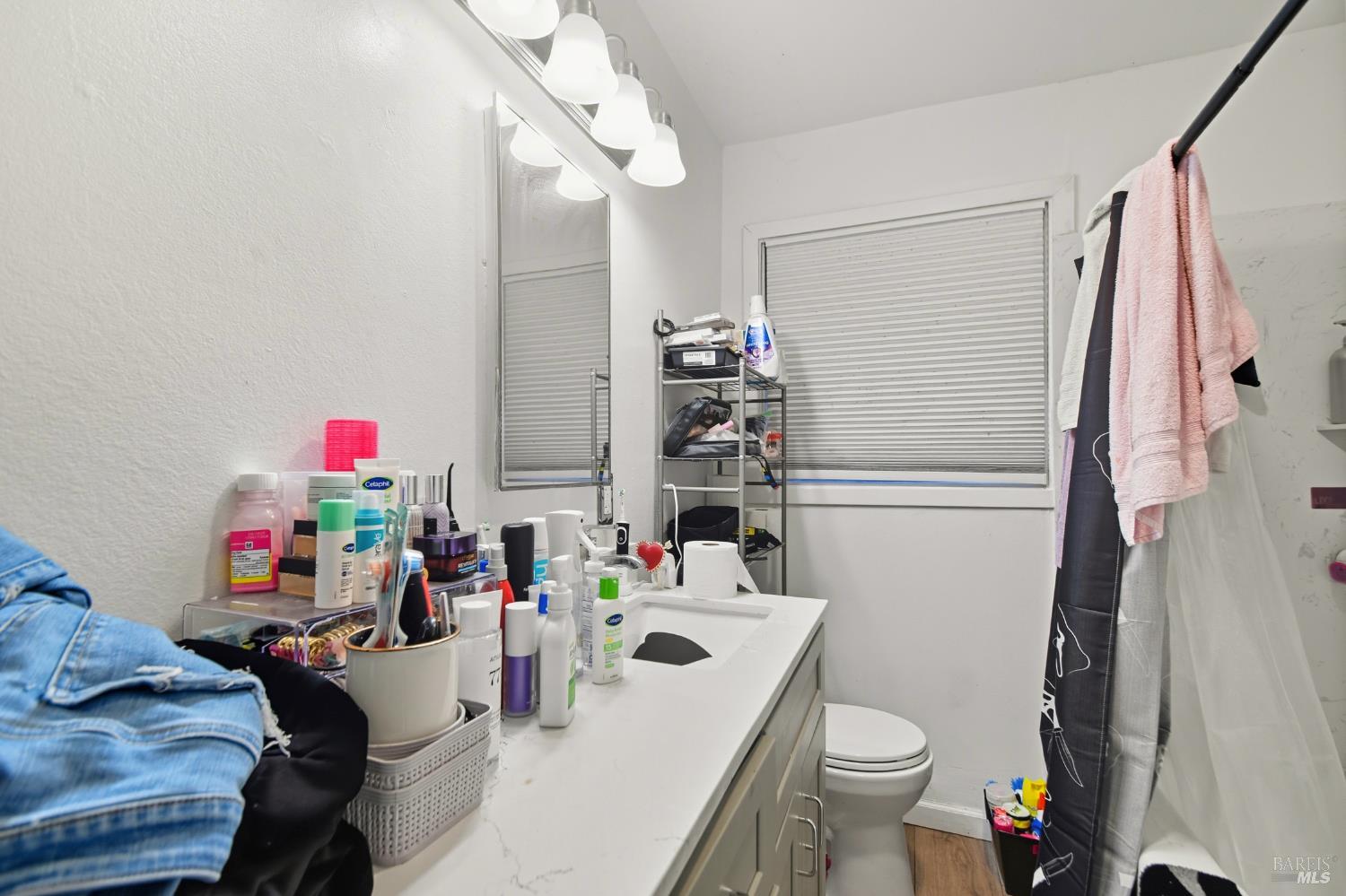 Detail Gallery Image 16 of 29 For 4350 Ne Montgomery Dr, Santa Rosa,  CA 95405 - – Beds | – Baths