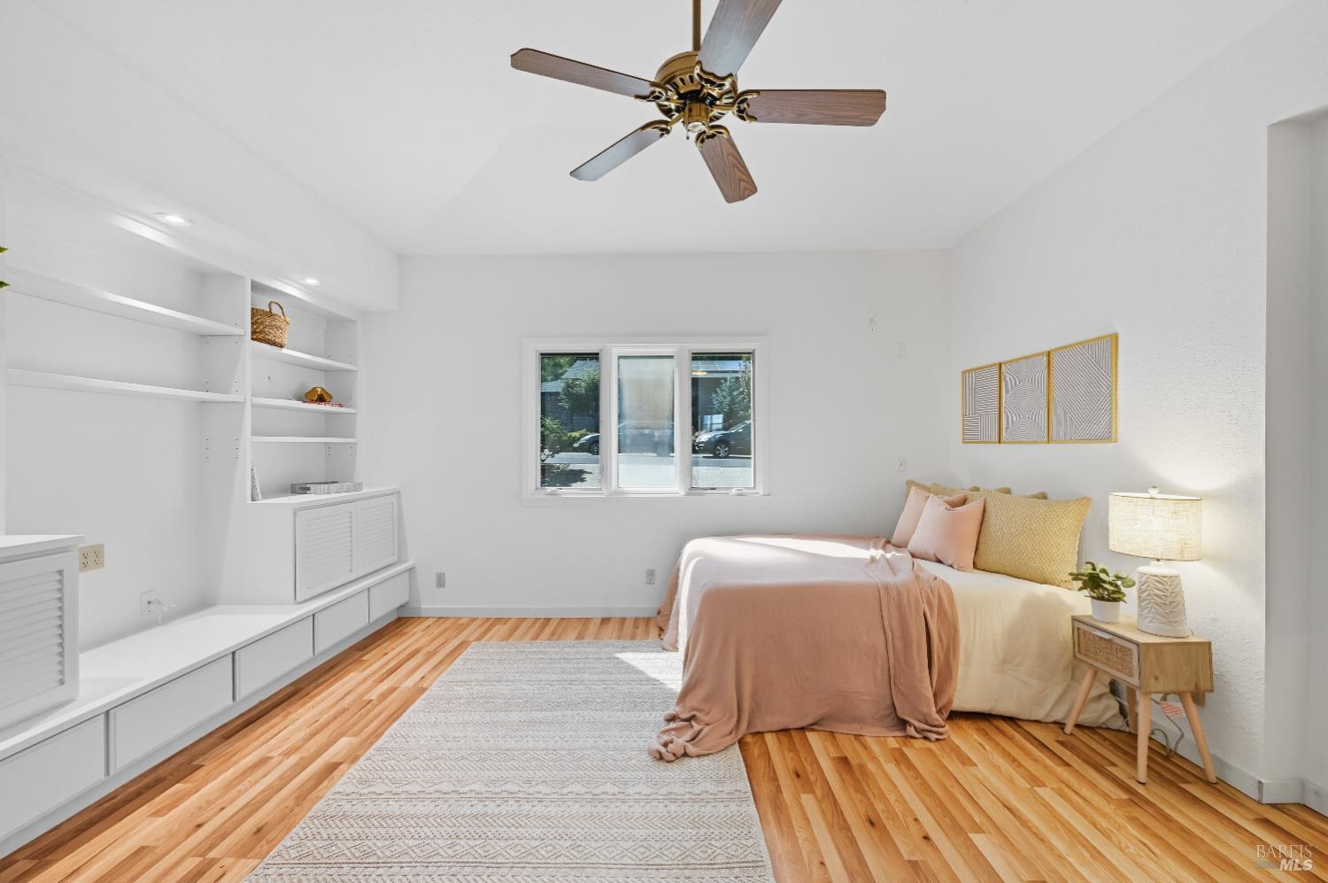 Detail Gallery Image 17 of 34 For 10 Hazel Ct, San Rafael,  CA 94901 - 3 Beds | 2 Baths