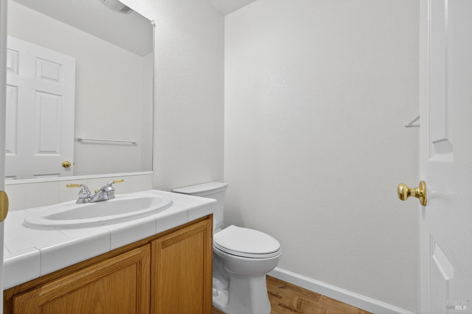 Detail Gallery Image 10 of 62 For 184 El Encanto Way, Santa Rosa,  CA 95409 - 4 Beds | 3/1 Baths