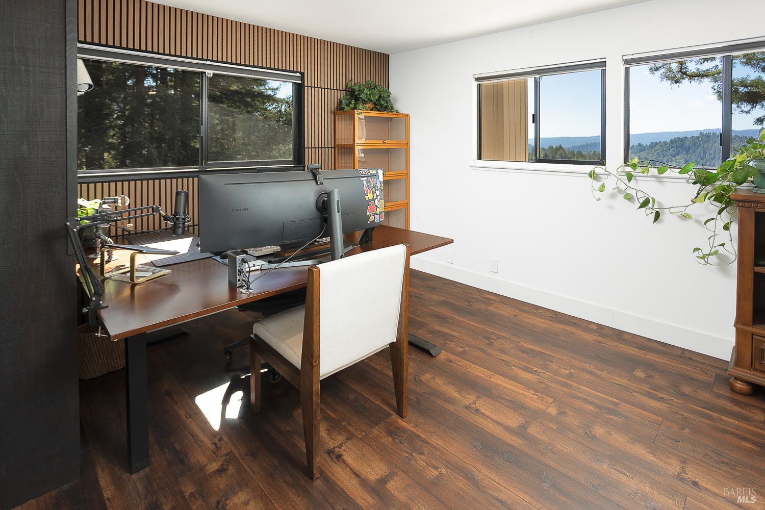 Detail Gallery Image 32 of 61 For 17090 Debbie Rd, Los Gatos,  CA 95033 - 3 Beds | 2 Baths