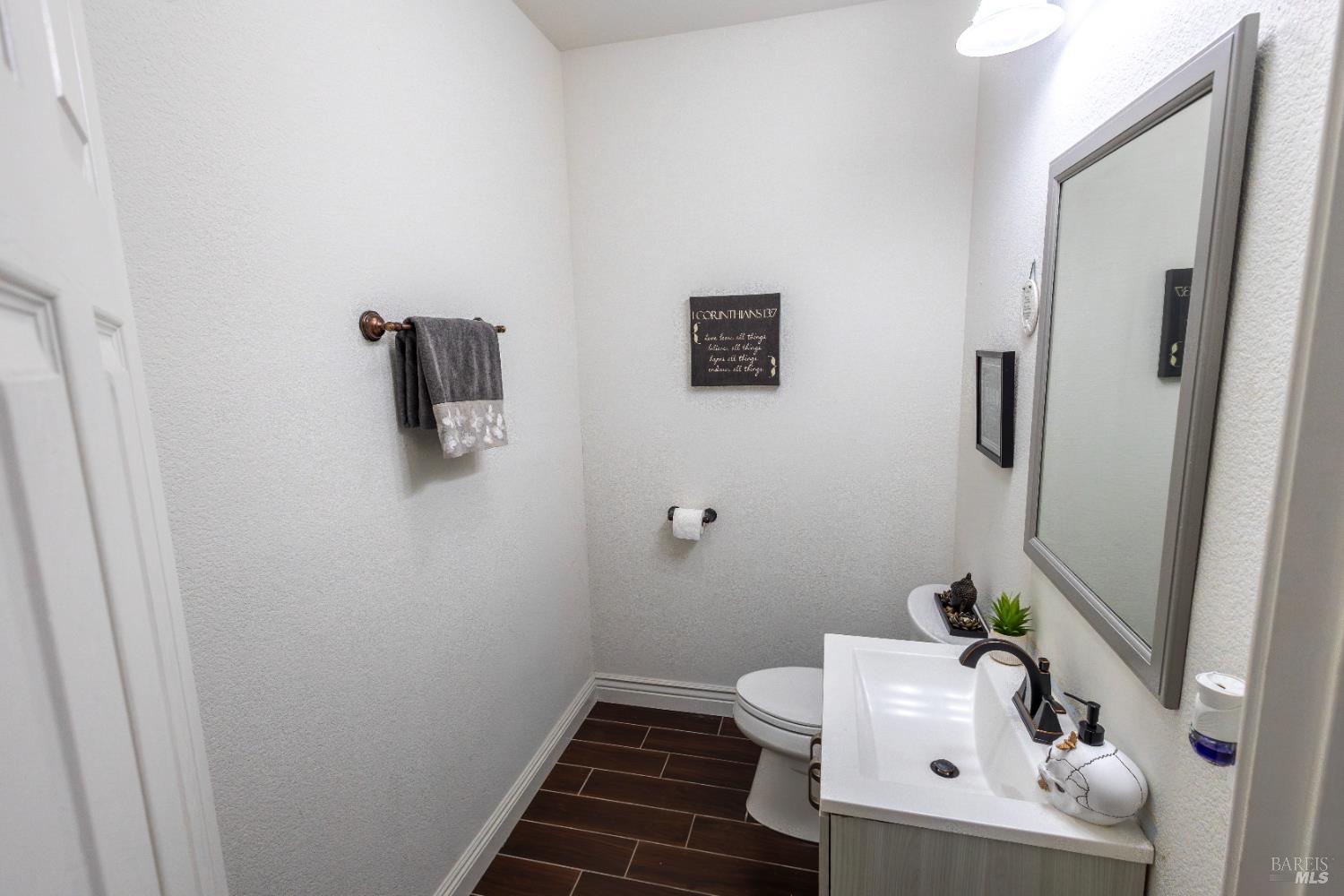 Detail Gallery Image 18 of 44 For 4109 Cedarvale Ct, Fairfield,  CA 94534 - 4 Beds | 2/1 Baths